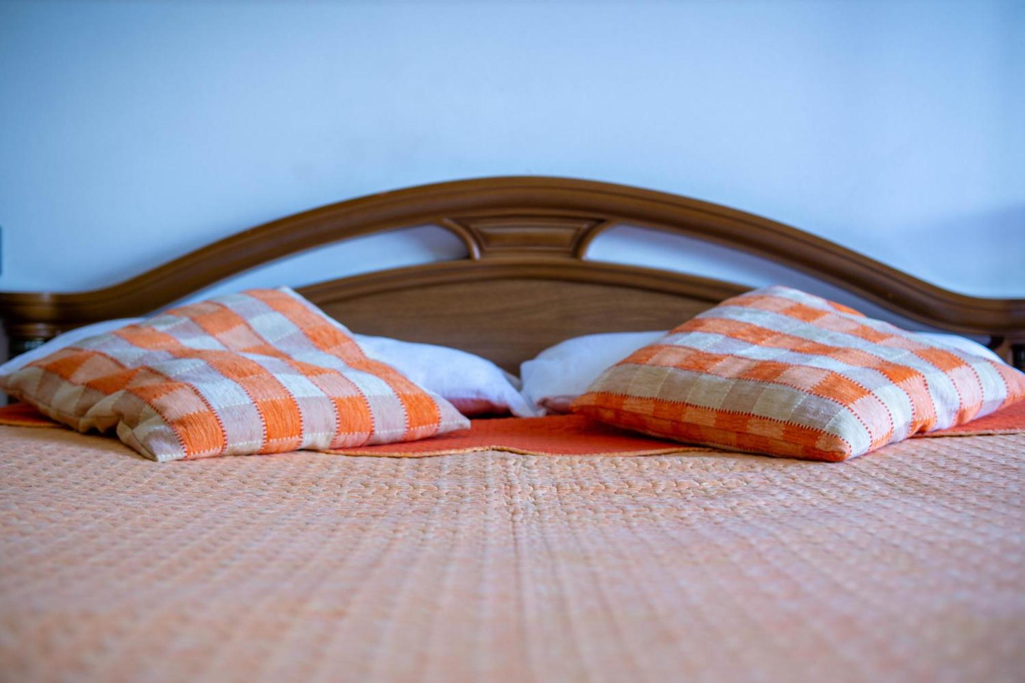 Bllok Bright Private Bedrooms With Private Bathroom On Shared Apartment Тирана Экстерьер фото