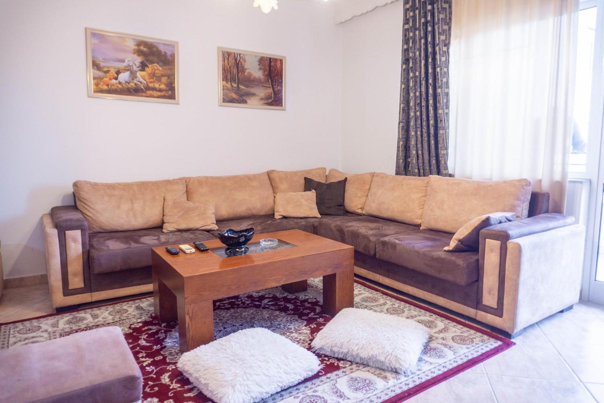 Bllok Bright Private Bedrooms With Private Bathroom On Shared Apartment Тирана Экстерьер фото